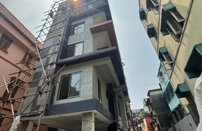 Prannath Pandit Street Apartment
